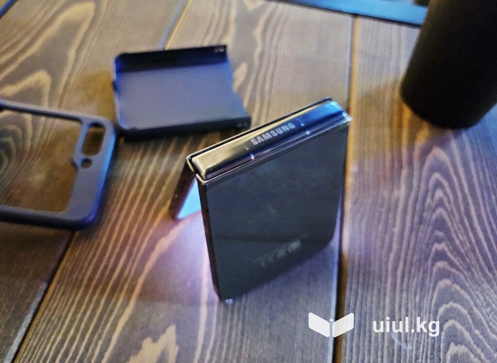 Samsung Galaxy Z Fold 5, Б/у, 256 ГБ, цвет - Черный, 1 SIM, eSIM, 2 SIM 2 из 20