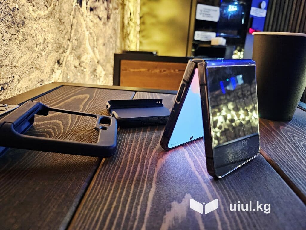 Samsung Galaxy Z Fold 5, Б/у, 256 ГБ, цвет - Черный, 1 SIM, eSIM, 2 SIM 8 из 20