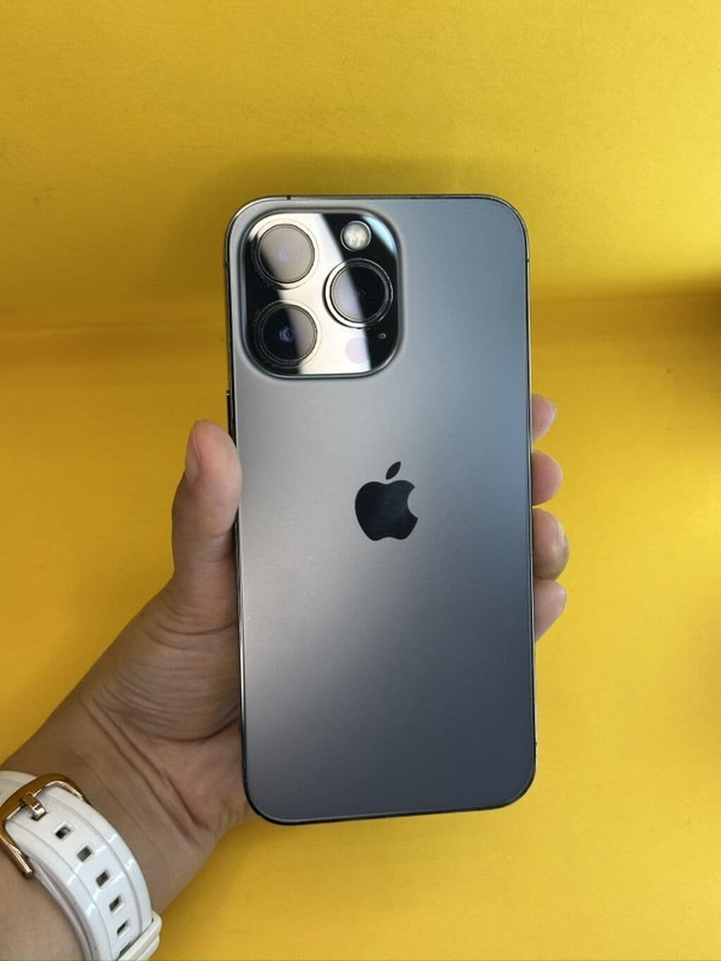 IPhone 13 Pro, Б/у, 128 ГБ, Графит, Защитное стекло, Чехол, В рассрочку, 88 % 1 из 8