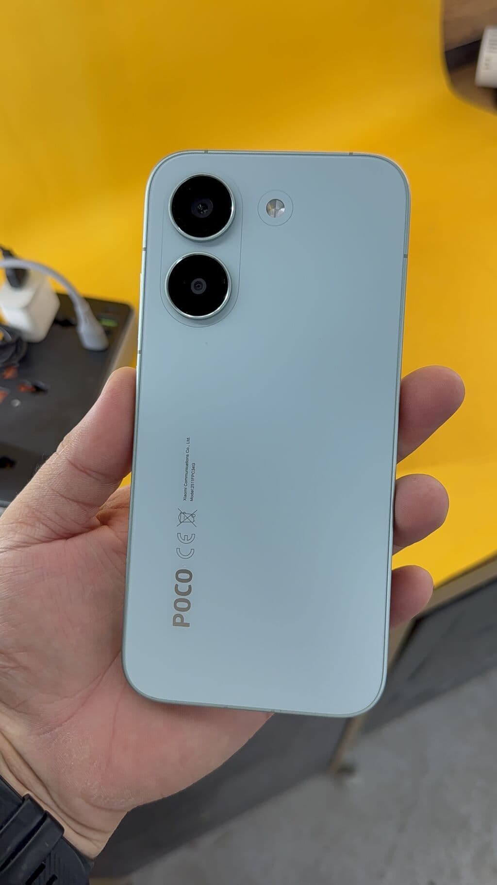 Poco X8 Pro, Б/у, 256 ГБ, 2 SIM, eSIM 12 из 15