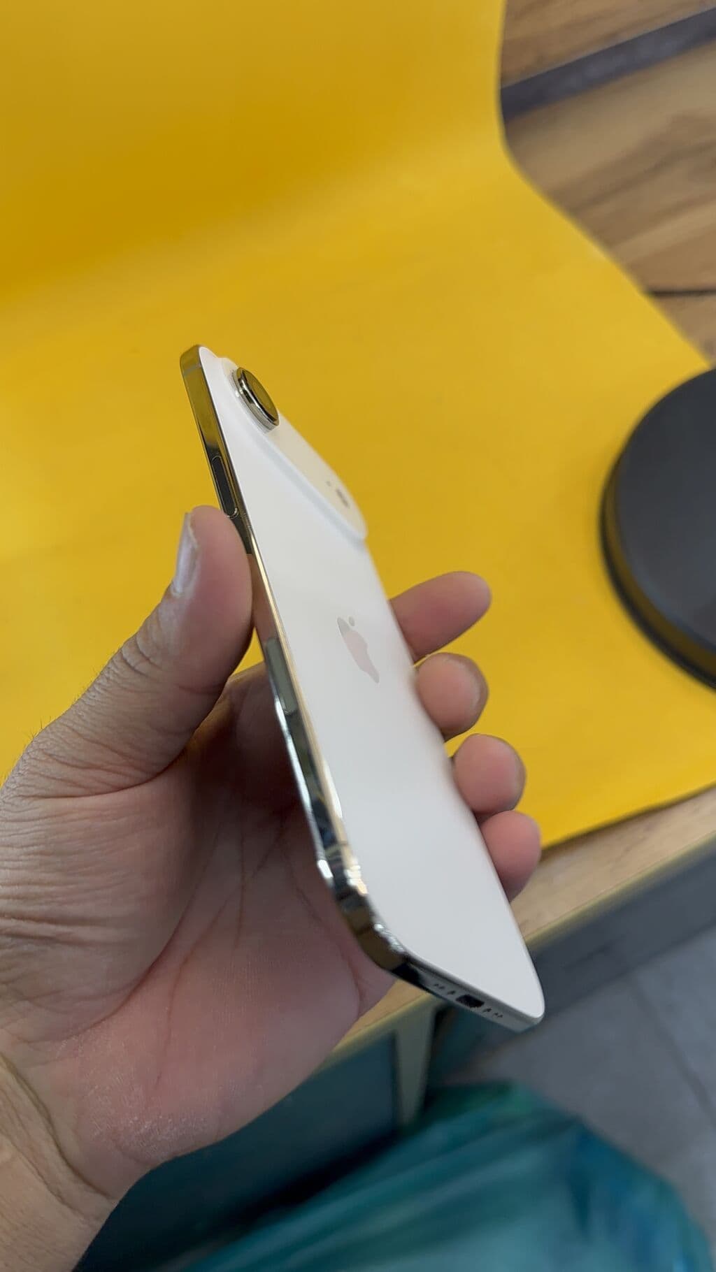 IPhone Air, Б/у, 256 ГБ, 92 % 4 из 10