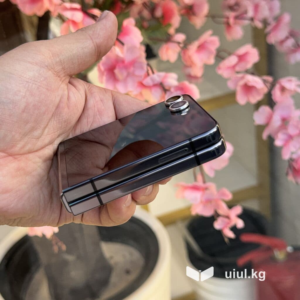 Samsung Galaxy Z Flip 5, Б/у, 512 ГБ, цвет - Черный, 1 SIM, eSIM 7 из 14