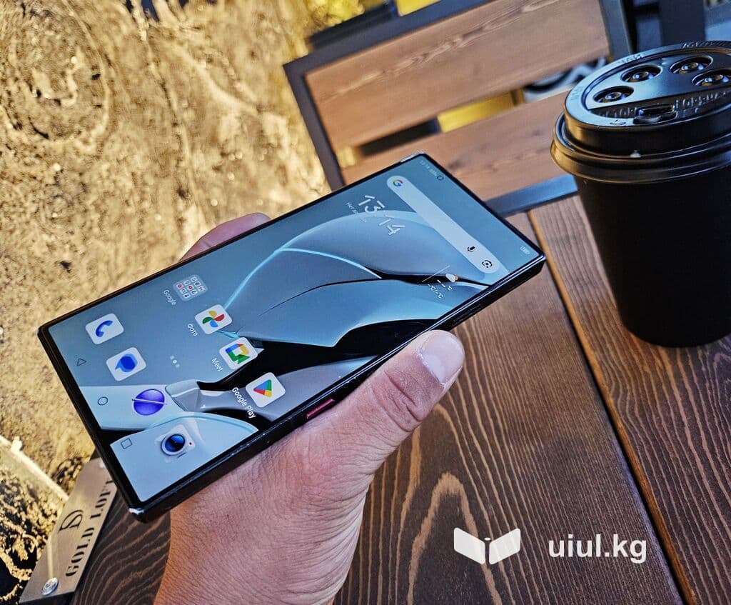 ZTE Axon 9 Pro, Б/у, 256 ГБ, цвет - Черный, 1 SIM, 2 SIM 10 из 19