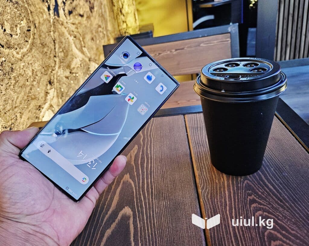 ZTE Axon 9 Pro, Б/у, 256 ГБ, цвет - Черный, 1 SIM, 2 SIM 15 из 19
