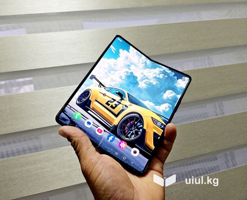 Samsung Galaxy Z Fold 4, Б/у, 256 ГБ, цвет - Черный, 1 SIM, 2 SIM 1 из 21