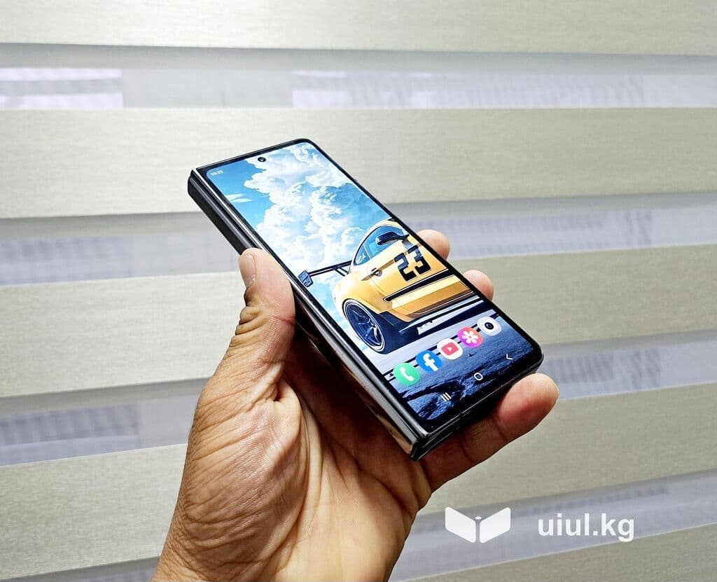 Samsung Galaxy Z Fold 4, Б/у, 256 ГБ, цвет - Черный, 1 SIM, 2 SIM 20 из 21