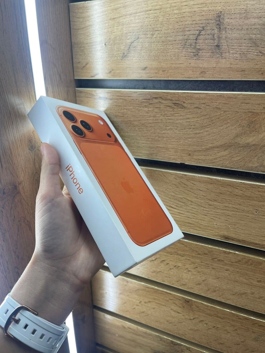 IPhone 17 Pro Max, Новый, 256 ГБ, Коробка, В рассрочку 5 из 6