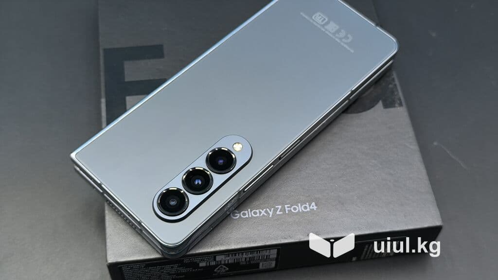 Samsung Galaxy Z Fold 4, Б/у, 256 ГБ, цвет - Серый, 2 SIM 1 из 16