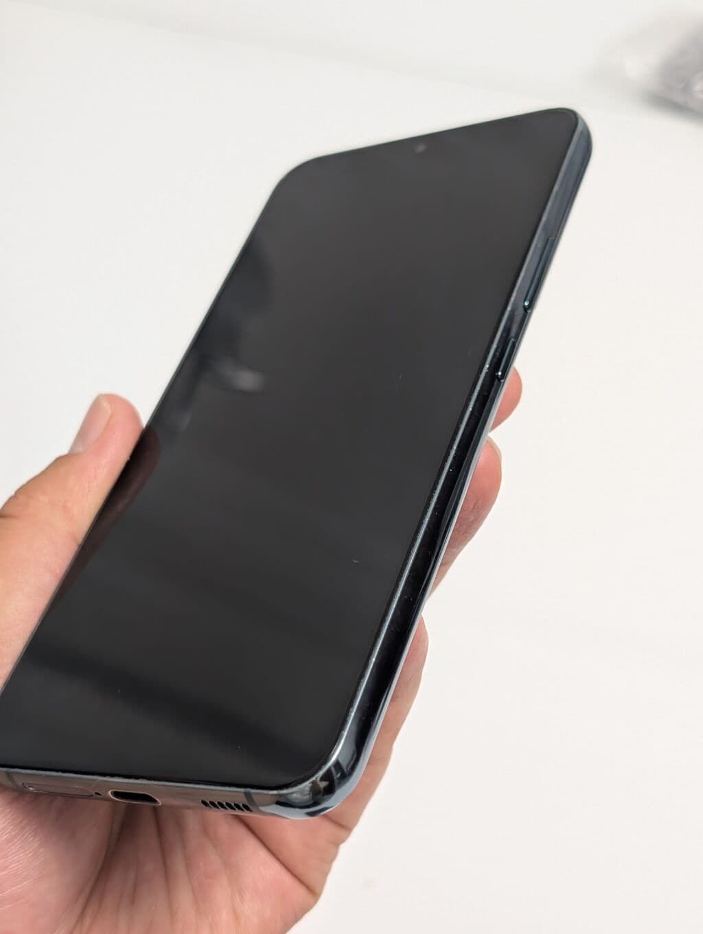 Samsung Galaxy S22 Plus, Б/у, 256 ГБ, цвет - Серый, 2 SIM 11 из 13