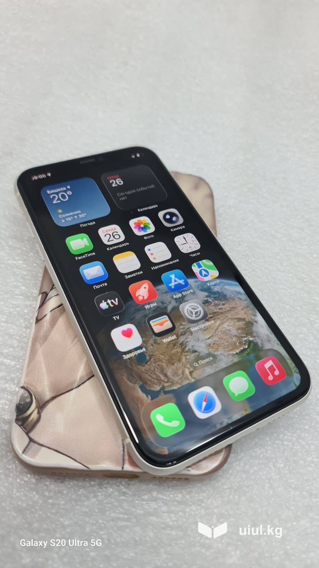 IPhone 11, Б/у, 64 ГБ, Белый, Чехол, 60 % 3 из 12