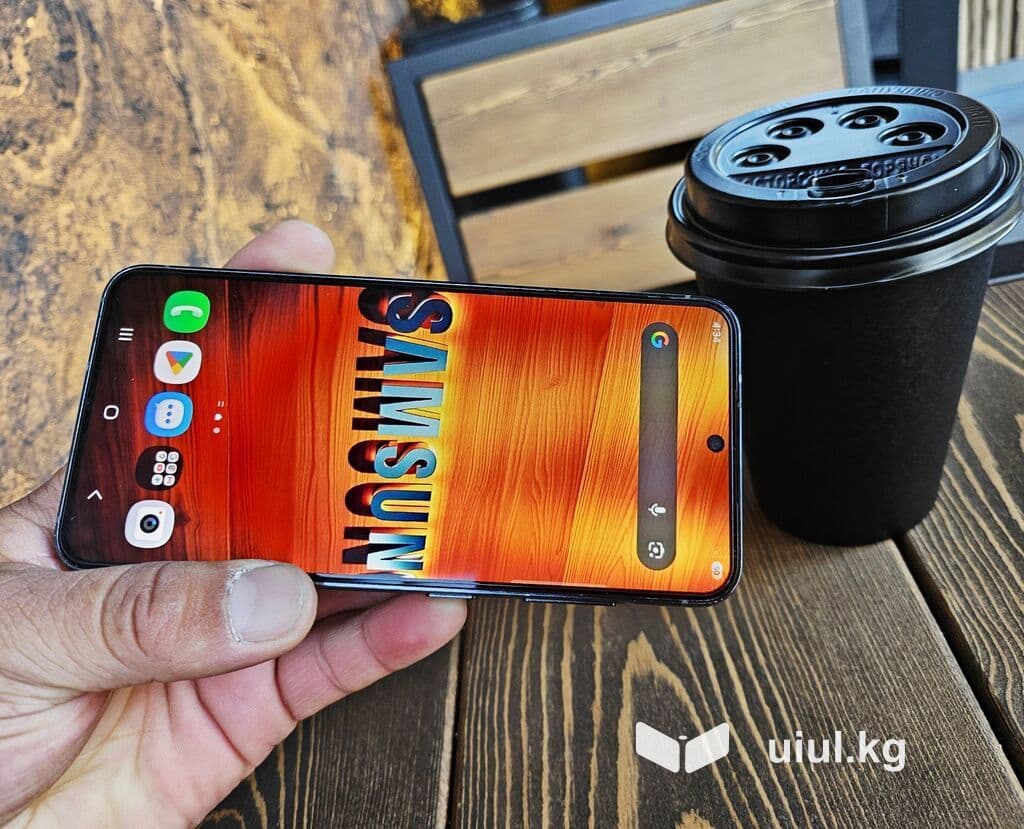 Samsung Galaxy S23, Б/у, 256 ГБ, цвет - Зеленый, 1 SIM, 2 SIM, eSIM 3 из 17