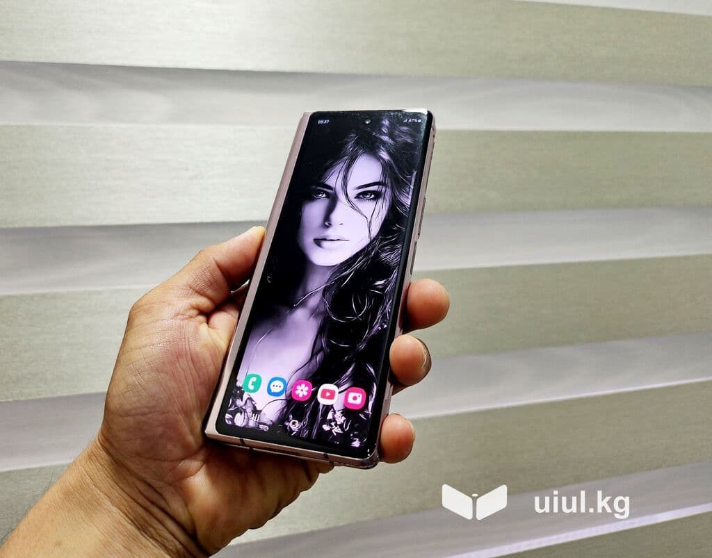 Samsung Galaxy Z Fold 2, Б/у, 256 ГБ, цвет - Розовый, 2 SIM, 1 SIM 2 из 13