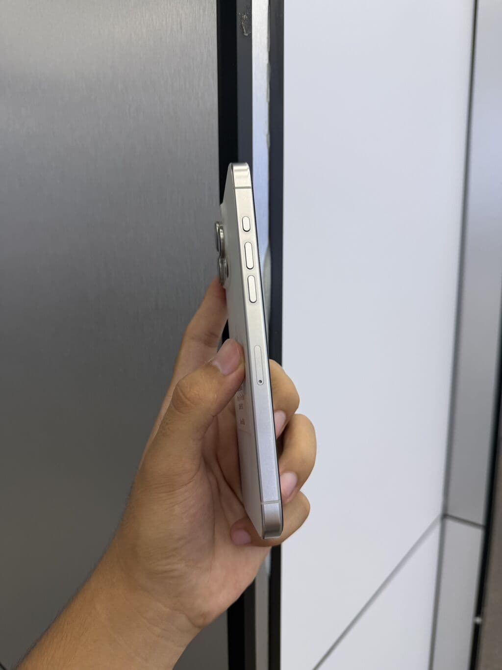 IPhone 15 Pro Max, Б/у, 256 ГБ, White Titanium, В рассрочку, 93 % 5 из 5