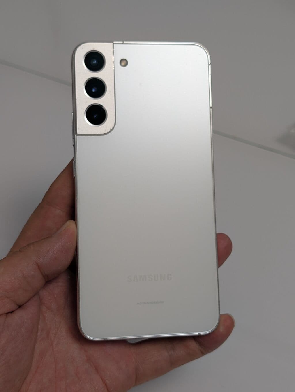 Samsung Galaxy S22 Plus, Б/у, 256 ГБ, цвет - Белый, 1 SIM, eSIM
