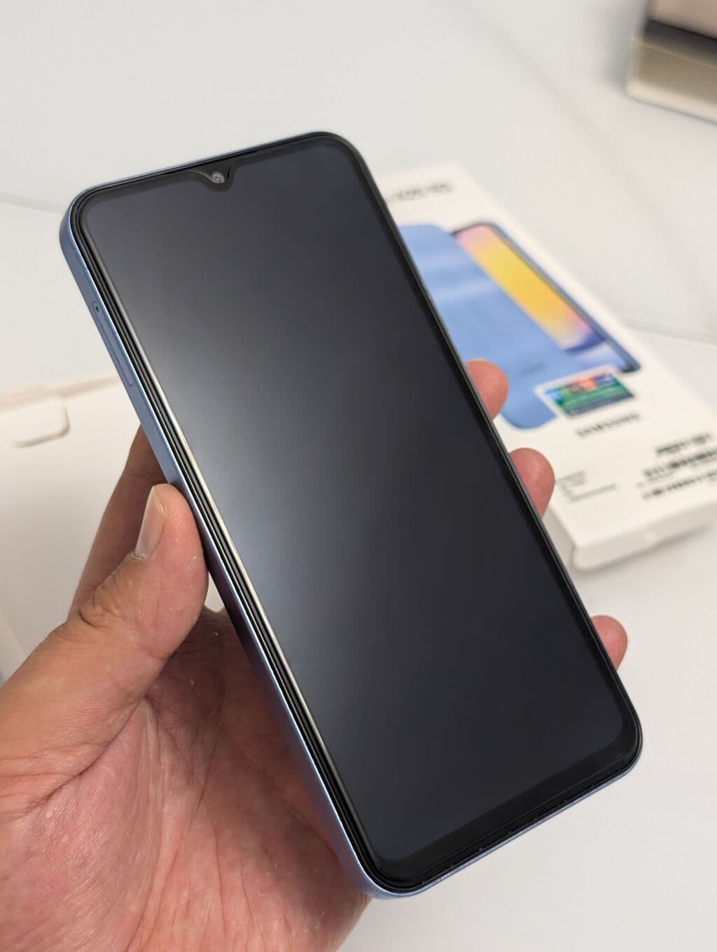 Samsung Galaxy A25, Б/у, 256 ГБ, цвет - Голубой, 2 SIM 7 из 10