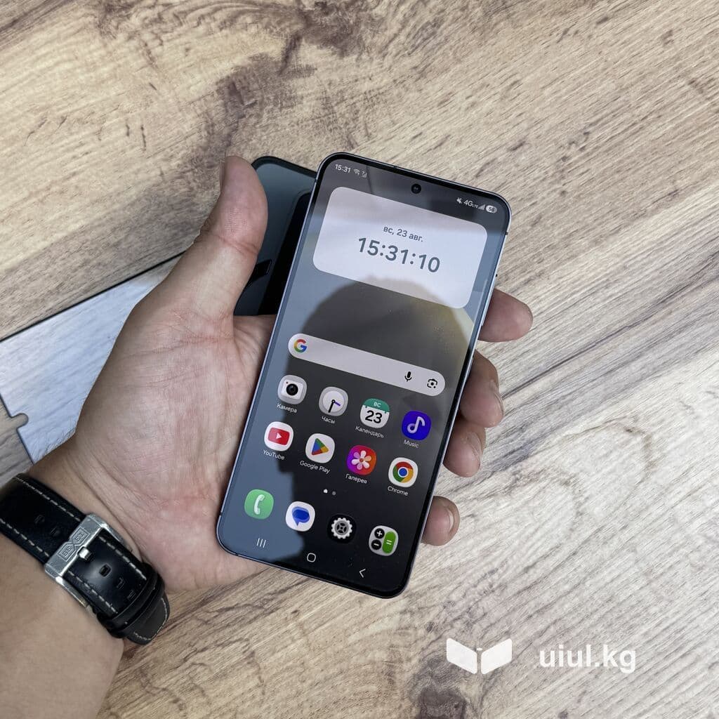 Samsung Galaxy S24, Б/у, 128 ГБ, цвет - Серый, 1 SIM, 2 SIM, eSIM 2 из 16