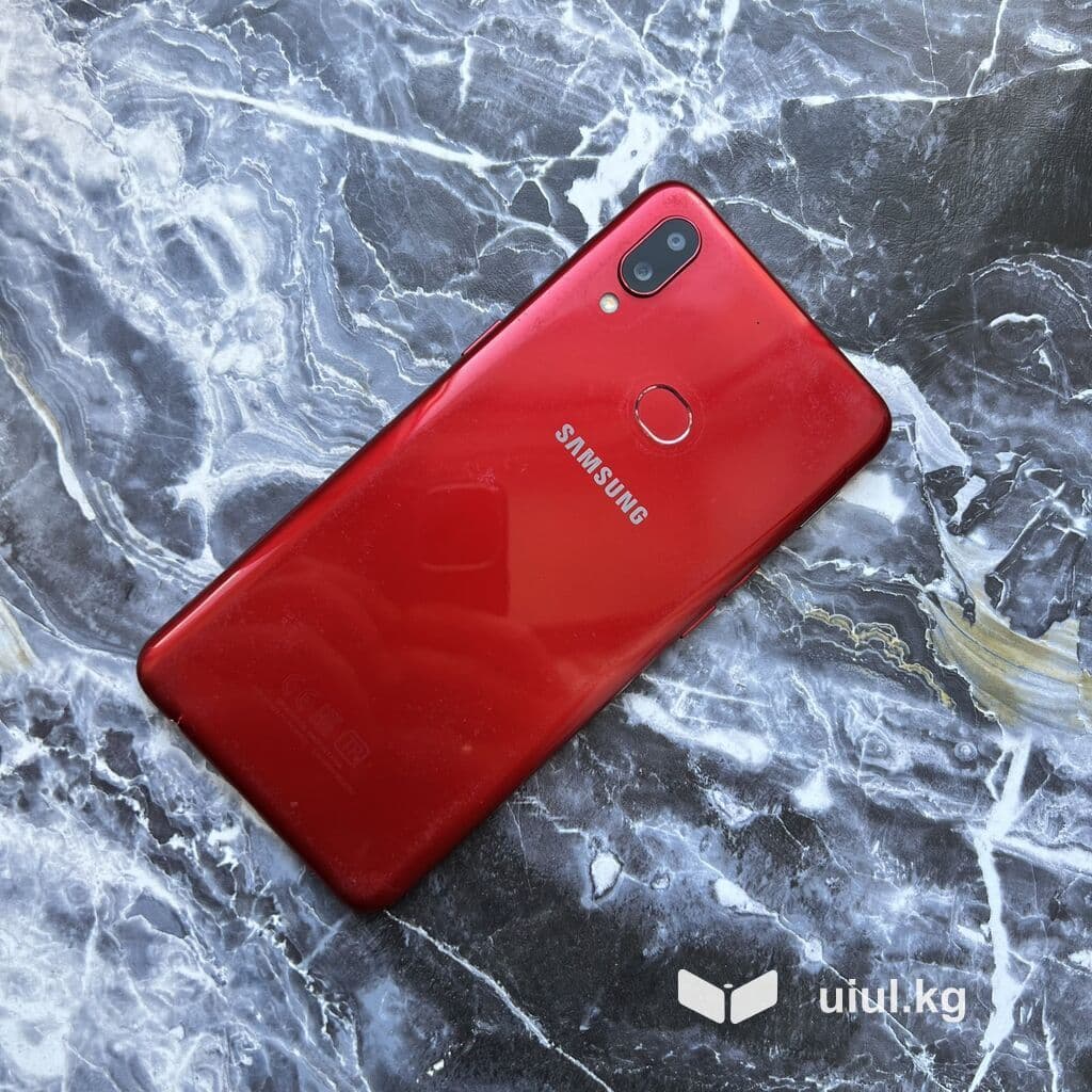 Samsung Galaxy A10s, Б/у, 32 ГБ, цвет - Красный, 2 SIM