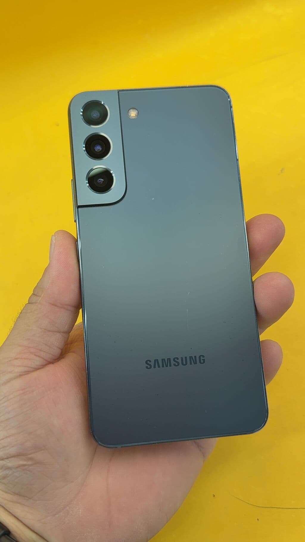 Samsung Galaxy S22, Б/у, 256 ГБ, 1 SIM 14 из 20