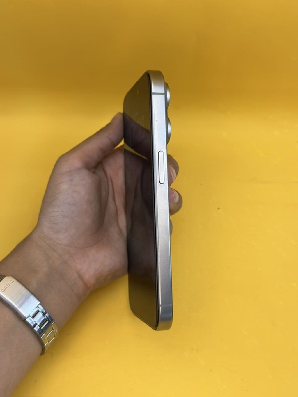 IPhone 15 Pro, Б/у, 256 ГБ, Natural Titanium, В рассрочку, 81 % 2 из 6