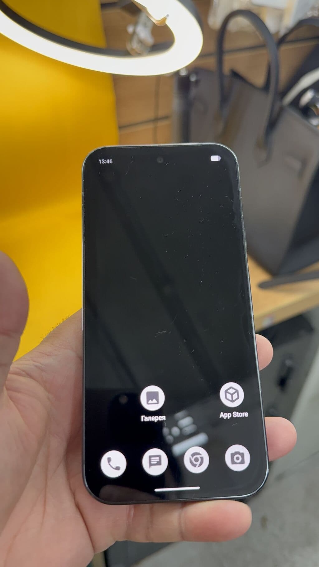 Google Pixel 9 Pro, Б/у, 512 ГБ, 1 SIM, eSIM 9 из 12