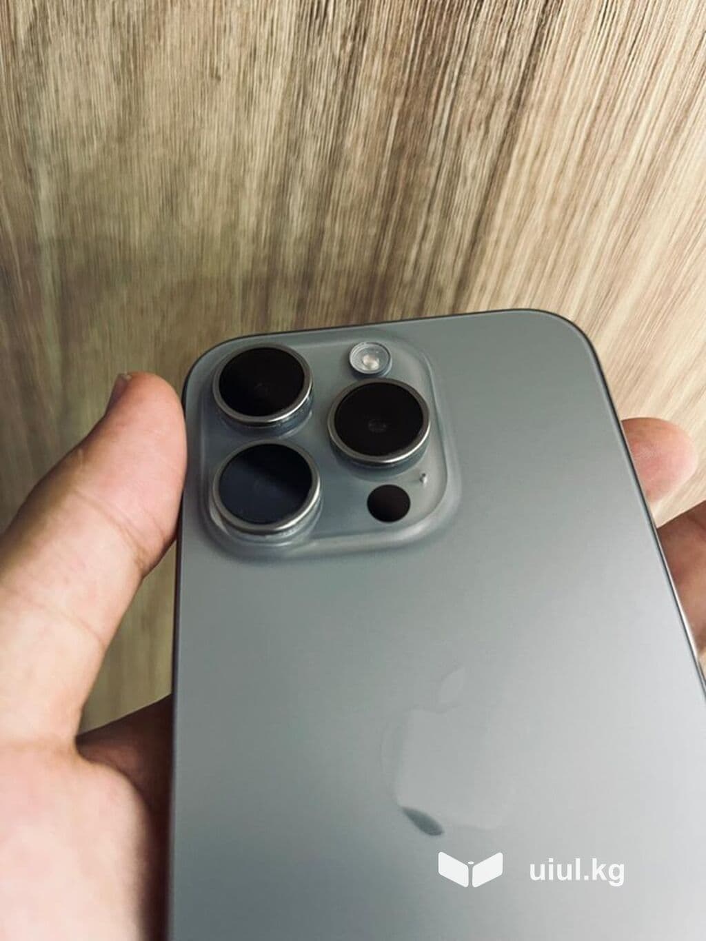 IPhone 15 Pro, Б/у, 256 ГБ, Natural Titanium, Коробка, В рассрочку, 85 % 2 из 6