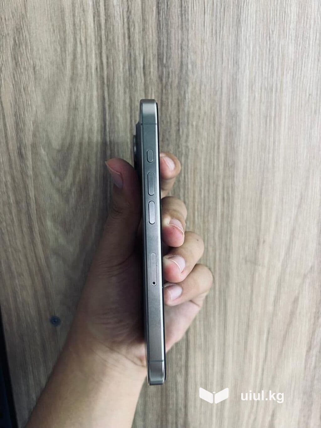 IPhone 15 Pro, Б/у, 256 ГБ, Natural Titanium, Коробка, В рассрочку, 85 % 3 из 6