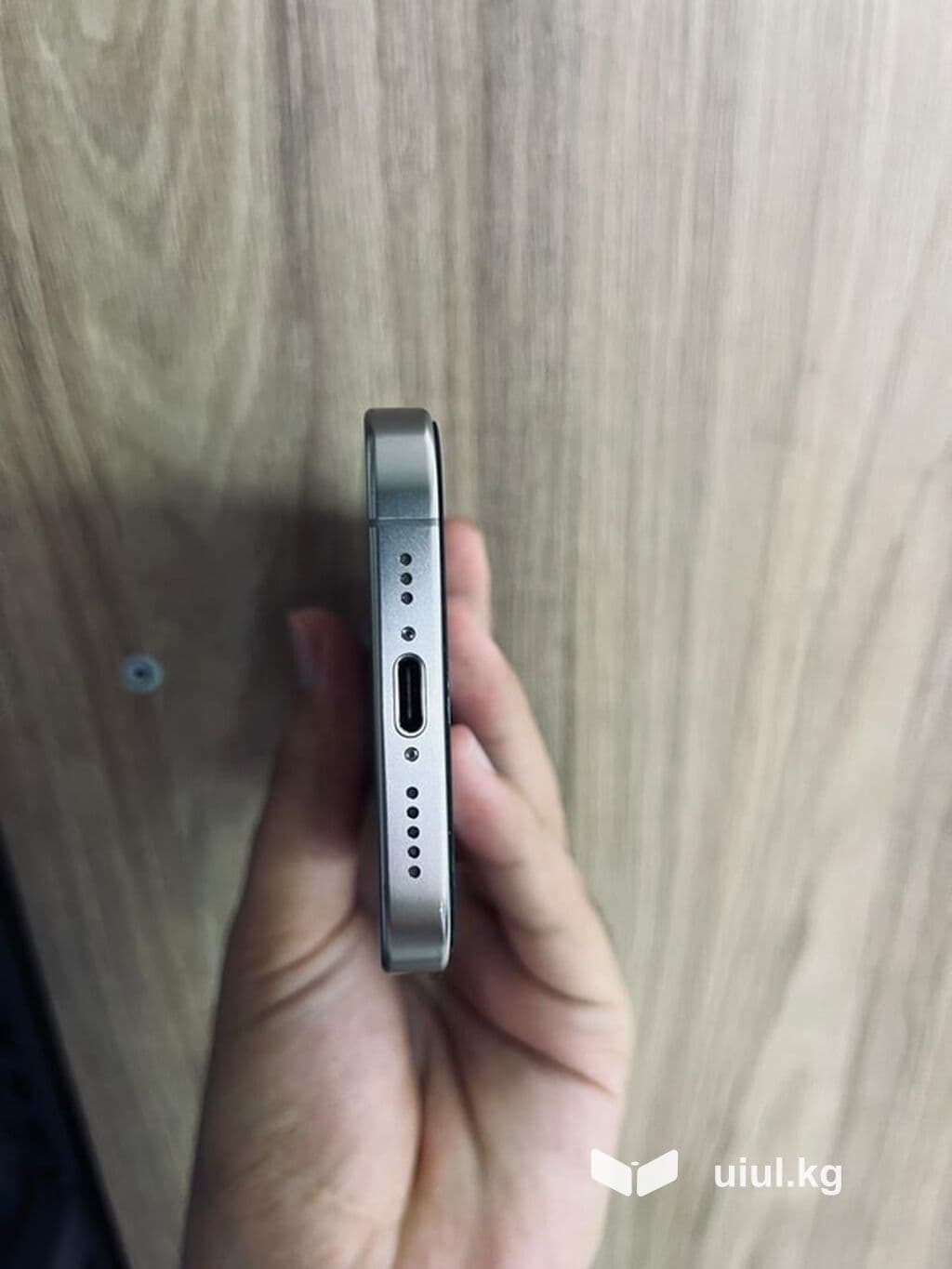 IPhone 15 Pro, Б/у, 256 ГБ, Natural Titanium, Коробка, В рассрочку, 85 % 4 из 6