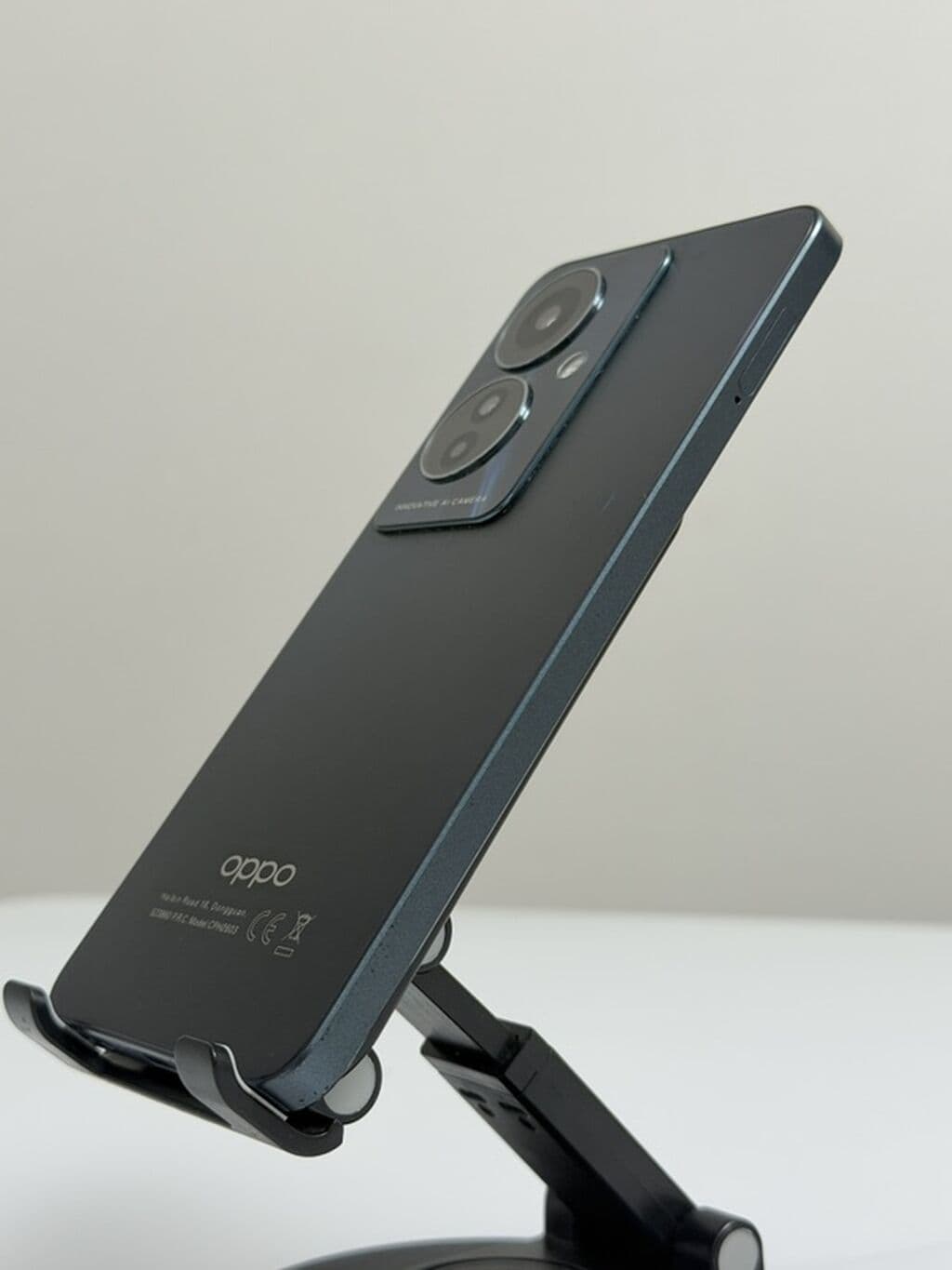 Oppo Reno 11 F 5G, Б/у, 256 ГБ, цвет - Зеленый, 2 SIM 3 из 10