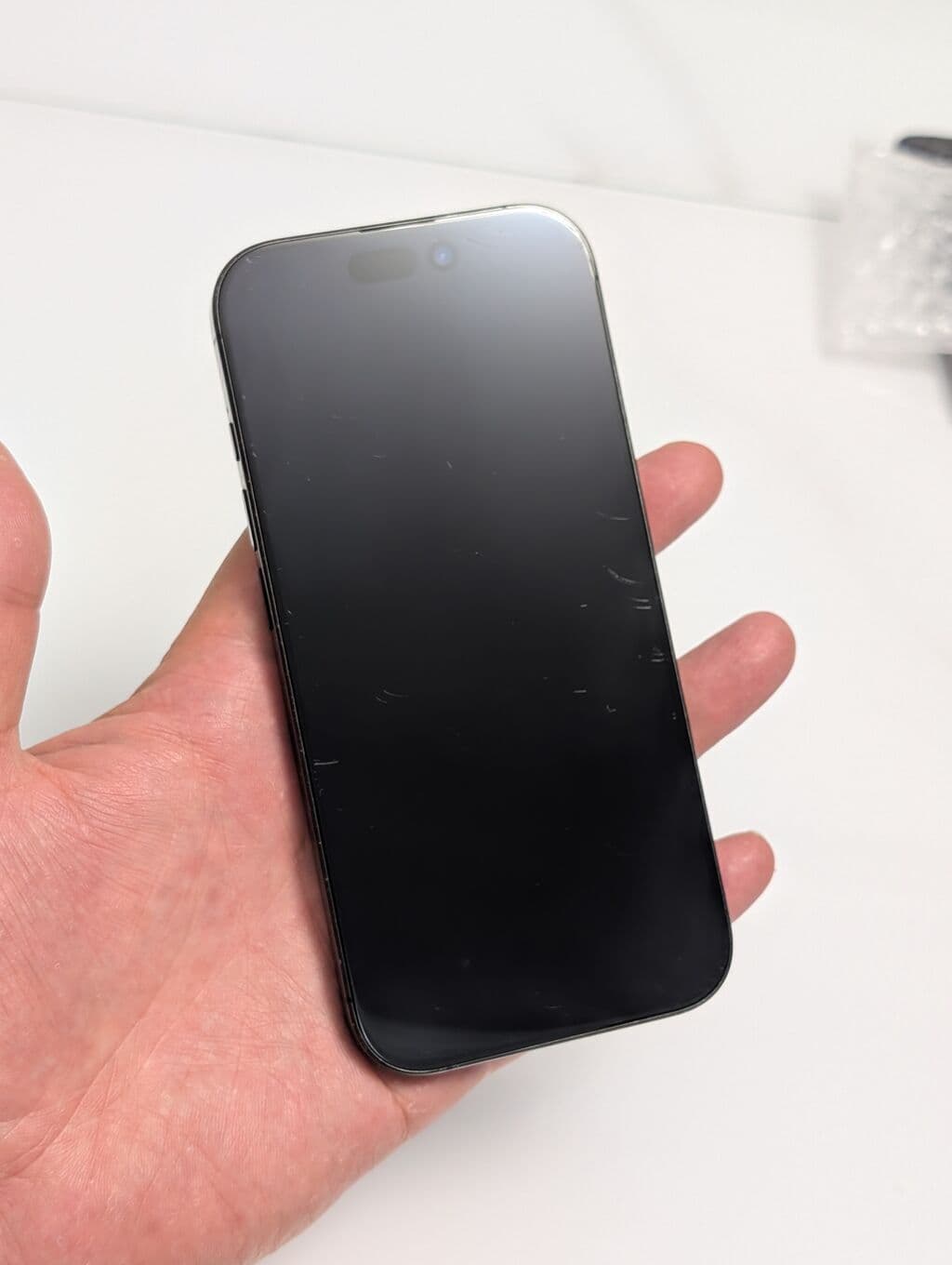IPhone 16 Pro, Б/у, 512 ГБ, Black Titanium, Защитное стекло, Чехол, 89 % 6 из 10
