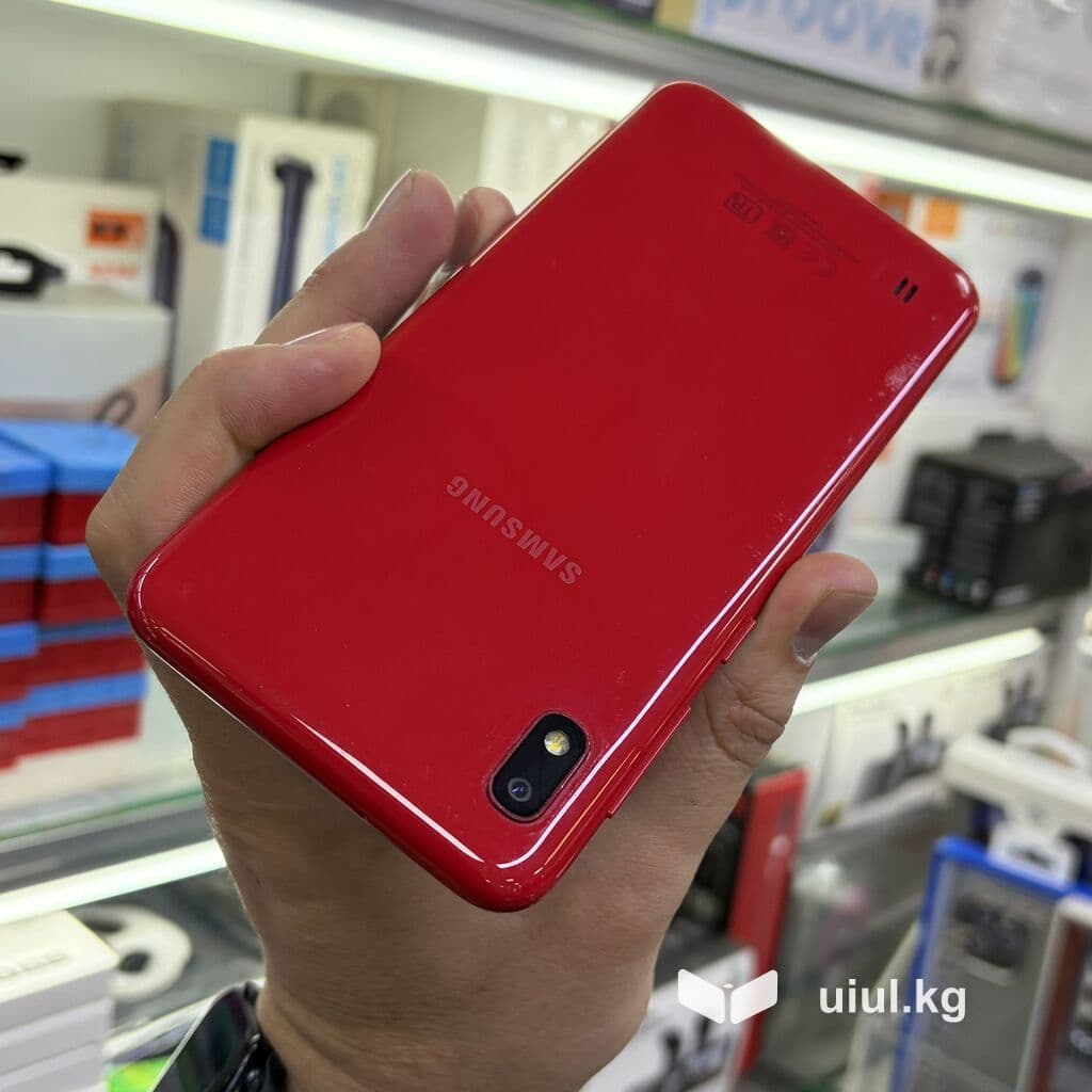 Samsung Galaxy A10, Б/у, 32 ГБ, цвет - Красный, 2 SIM 2 из 15