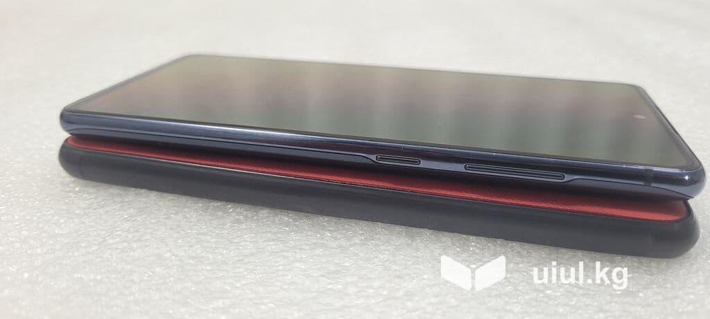 Samsung Galaxy S20 Plus, Б/у, 128 ГБ, цвет - Черный, 2 SIM 10 из 15