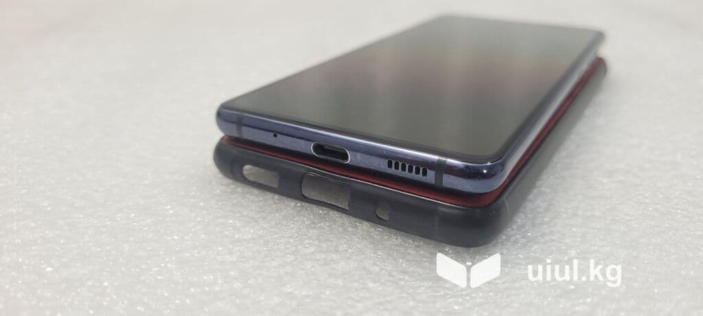 Samsung Galaxy S20 Plus, Б/у, 128 ГБ, цвет - Черный, 2 SIM 14 из 15