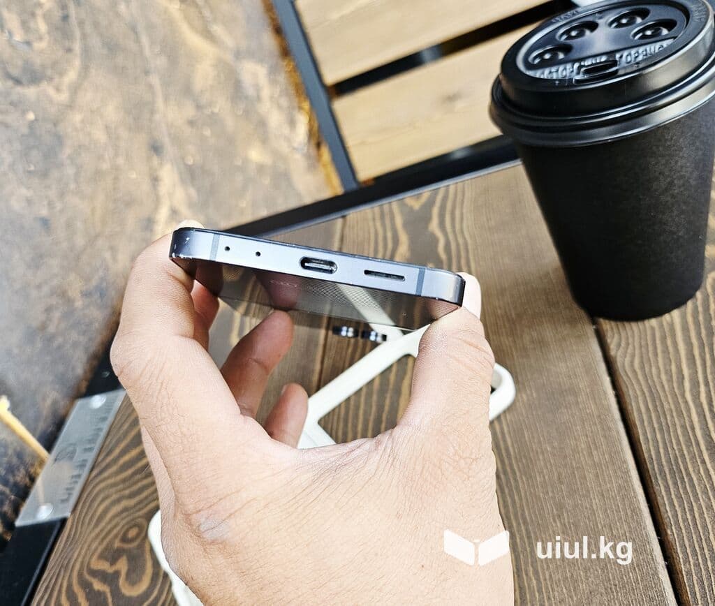 Samsung Galaxy Z Flip6, Б/у, 256 ГБ, цвет - Черный, 1 SIM, 2 SIM, eSIM 10 из 18