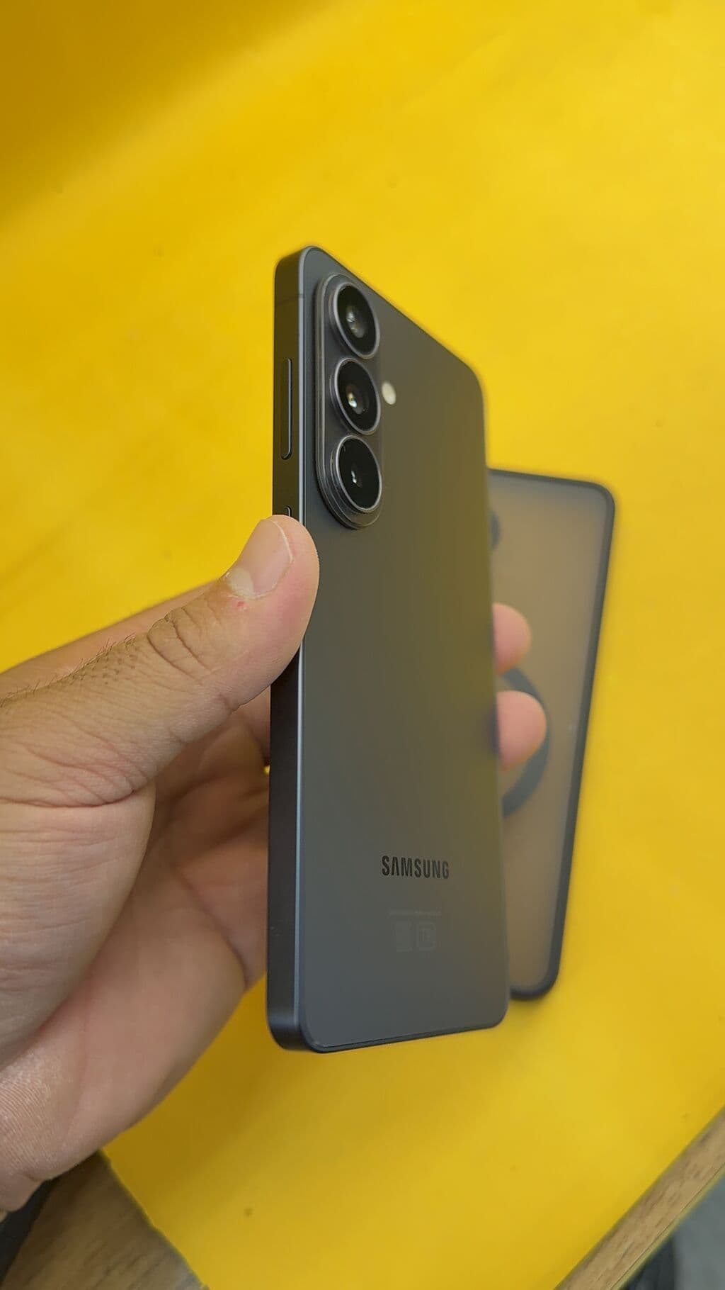 Samsung Galaxy S26, Б/у, 256 ГБ, 2 SIM 3 из 14