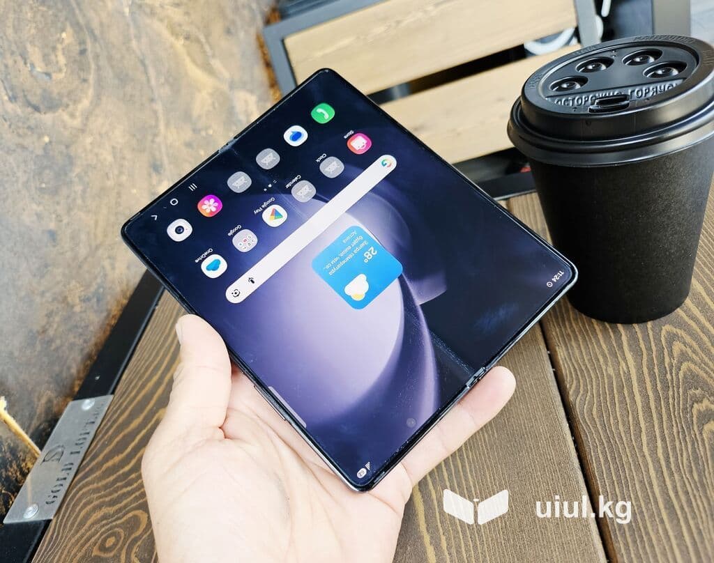 Samsung Galaxy Z Fold 5, Б/у, 512 ГБ, цвет - Черный, 2 SIM 6 из 20