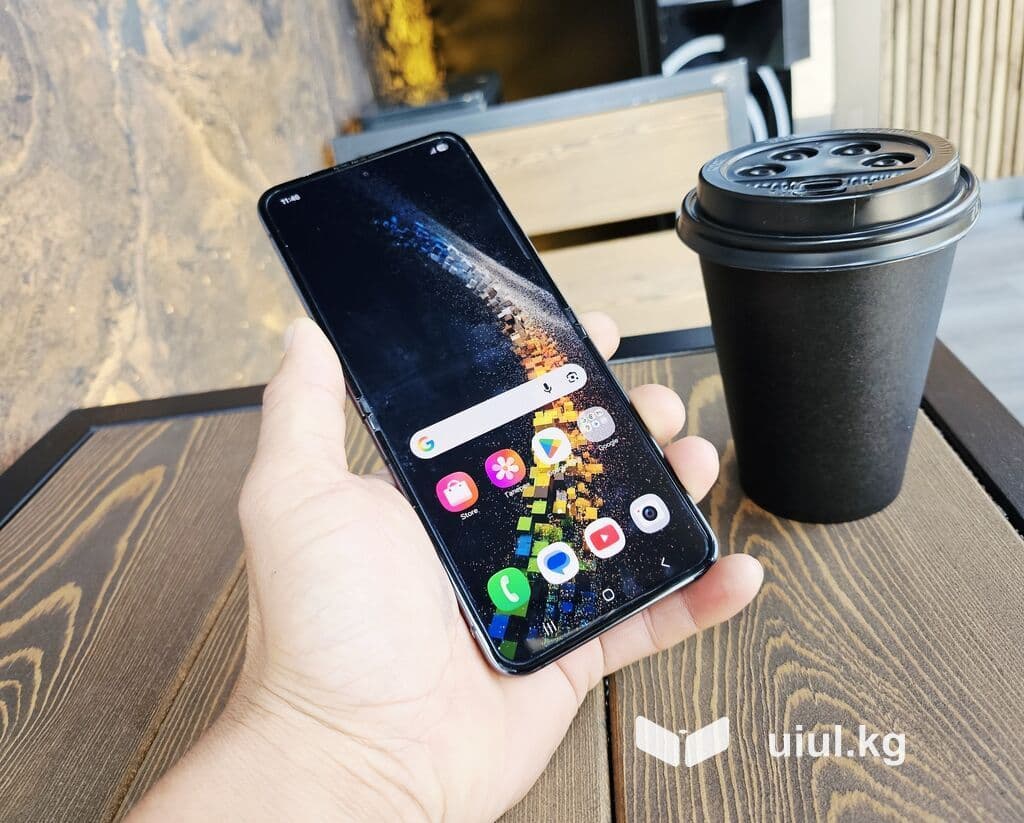 Samsung Galaxy Z Flip 5, Б/у, 256 ГБ, цвет - Черный, 1 SIM, eSIM, 2 SIM 9 из 21