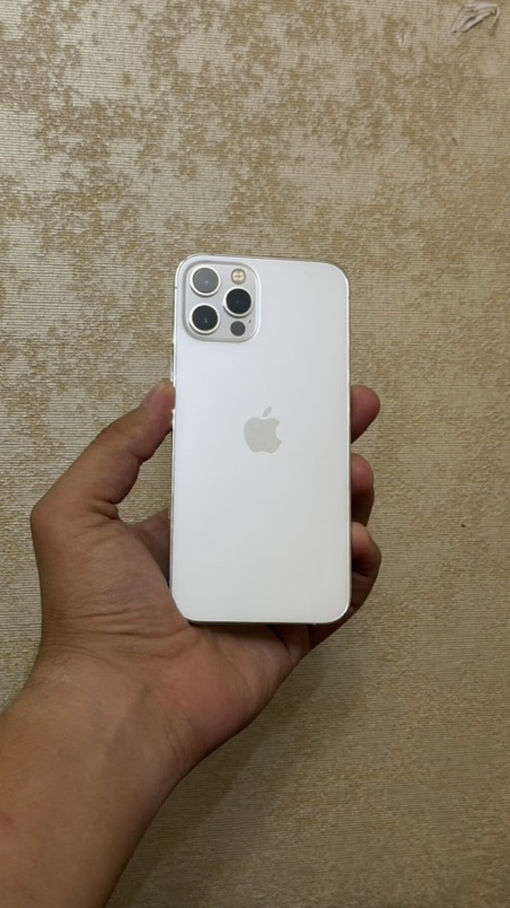 IPhone 12 Pro, Б/у, 128 ГБ, Серебристый, 100 % 1 из 6
