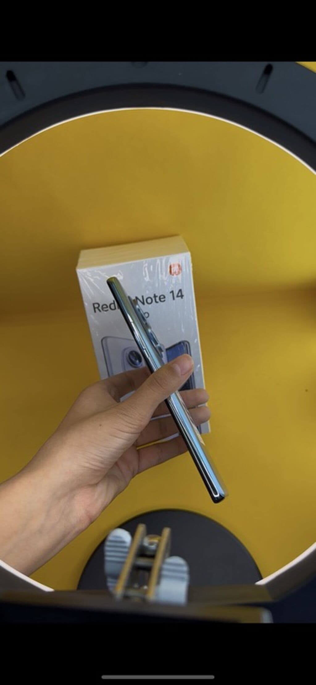 Redmi, Redmi Note 14 Pro, Б/у, 512 ГБ, цвет - Голубой, В рассрочку, 2 SIM 3 из 7