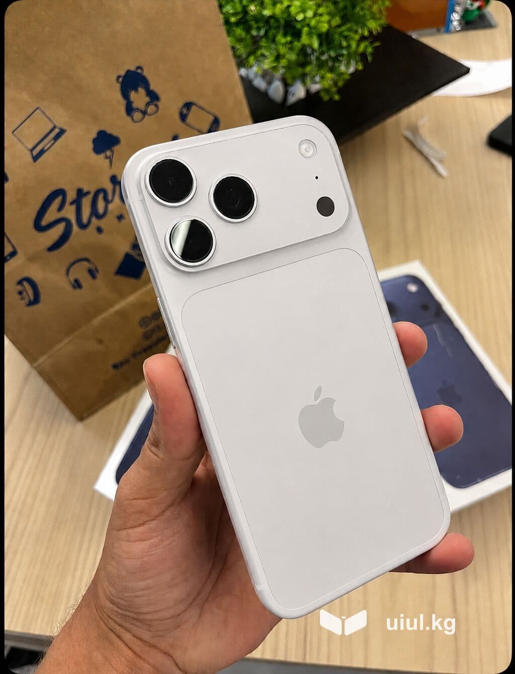 IPhone 17 Pro Max, Новый, 256 ГБ, Кабель, Коробка, 100 % 3 из 4