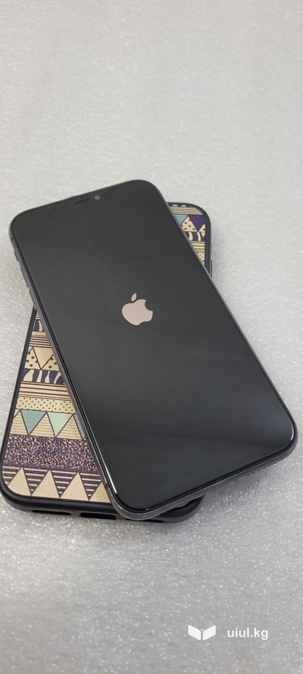 IPhone 11, Б/у, 64 ГБ, Черный, Чехол, 68 % 2 из 12