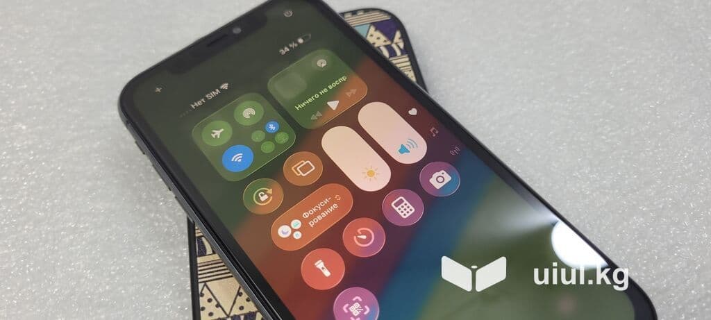 IPhone 11, Б/у, 64 ГБ, Черный, Чехол, 68 % 4 из 12