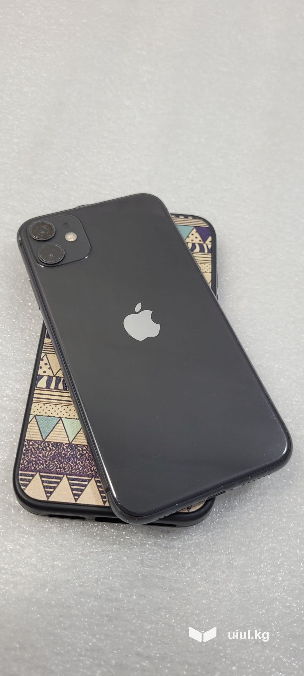 IPhone 11, Б/у, 64 ГБ, Черный, Чехол, 68 % 7 из 12