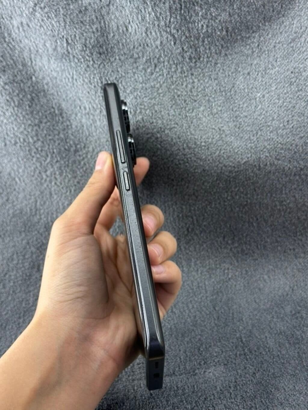 Redmi, Redmi Note 13 Pro Plus, Б/у, 256 ГБ, цвет - Черный, В рассрочку 3 из 8