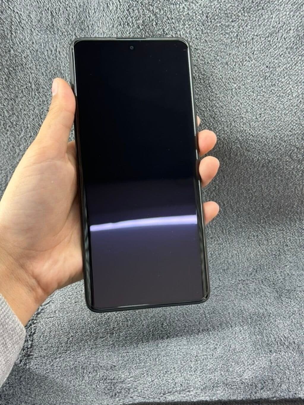 Redmi, Redmi Note 13 Pro Plus, Б/у, 256 ГБ, цвет - Черный, В рассрочку 5 из 8