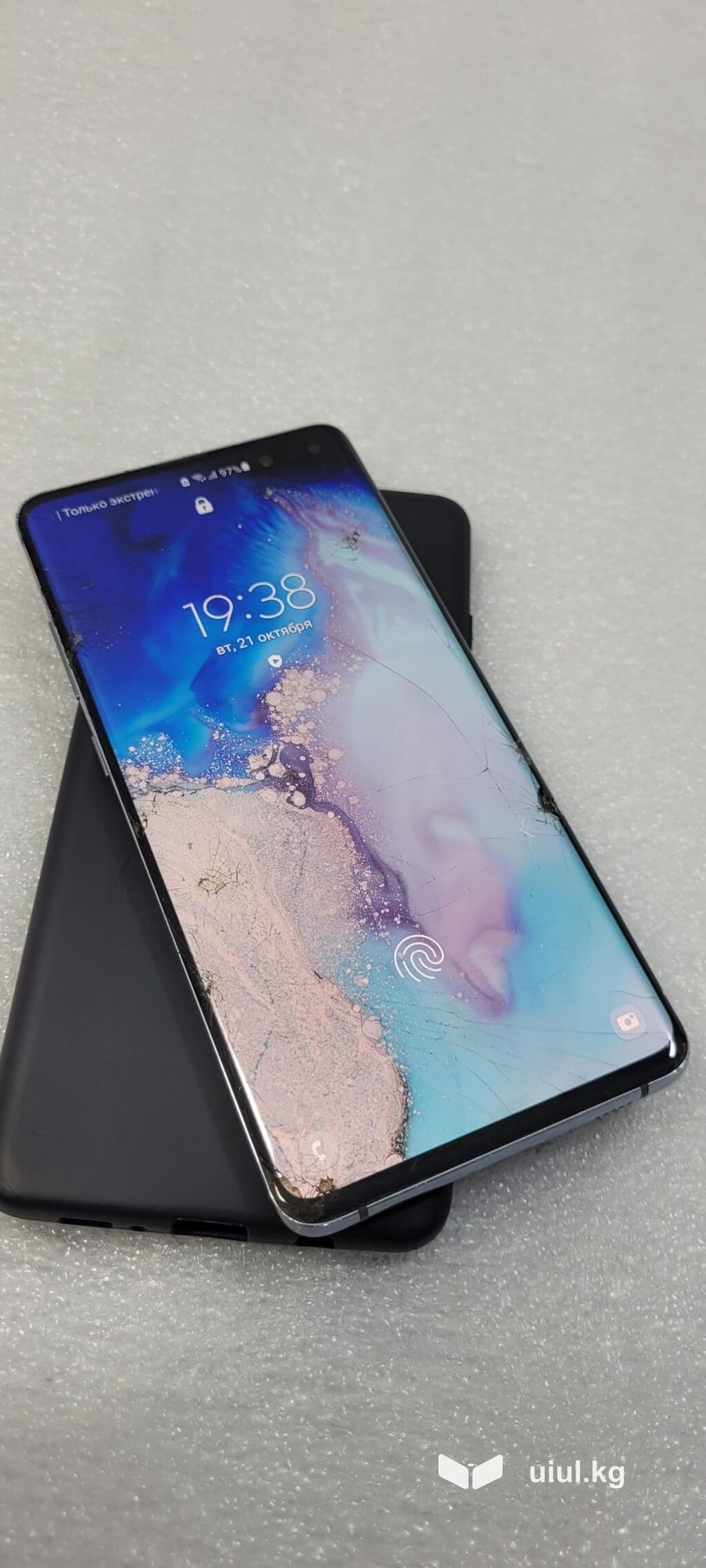 Samsung Galaxy S10 5G, Б/у, 256 ГБ, цвет - Черный, 2 SIM 4 из 14