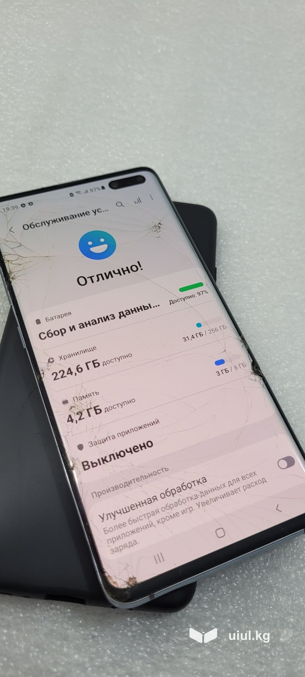 Samsung Galaxy S10 5G, Б/у, 256 ГБ, цвет - Черный, 2 SIM 9 из 14