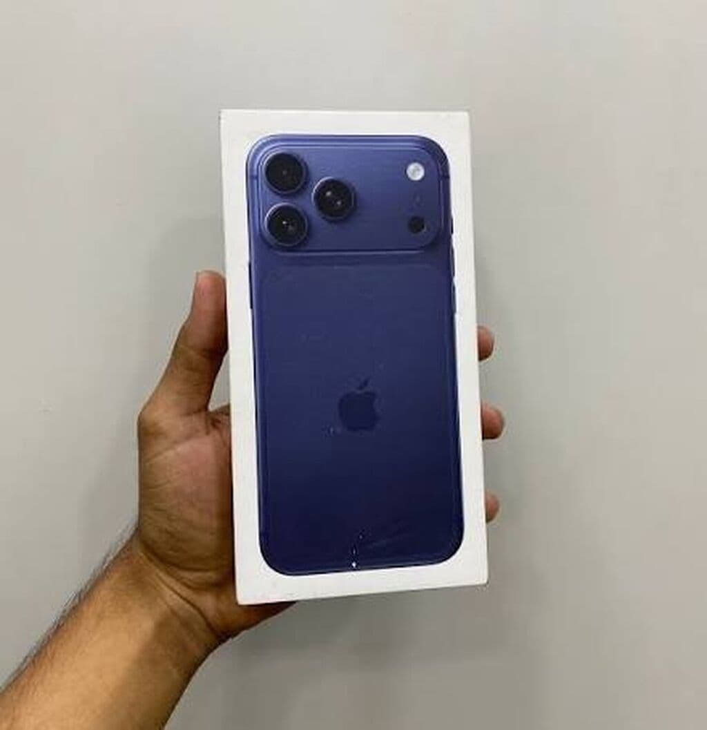 IPhone 17 Pro Max, Новый, 256 ГБ, Синий, Кабель, 100 %
