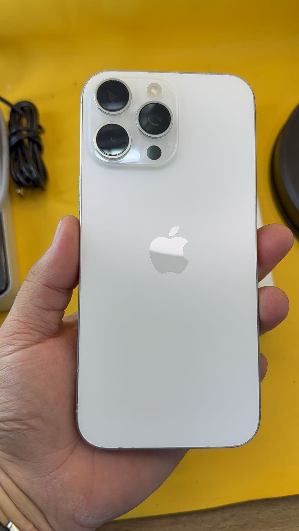 IPhone 16 Pro Max, Б/у, 256 ГБ, Коробка, 92 % 1 из 13