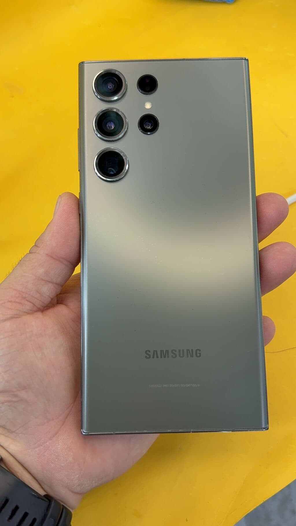 Samsung Galaxy S23 Ultra, Б/у, 512 ГБ, 1 SIM, eSIM 2 из 13