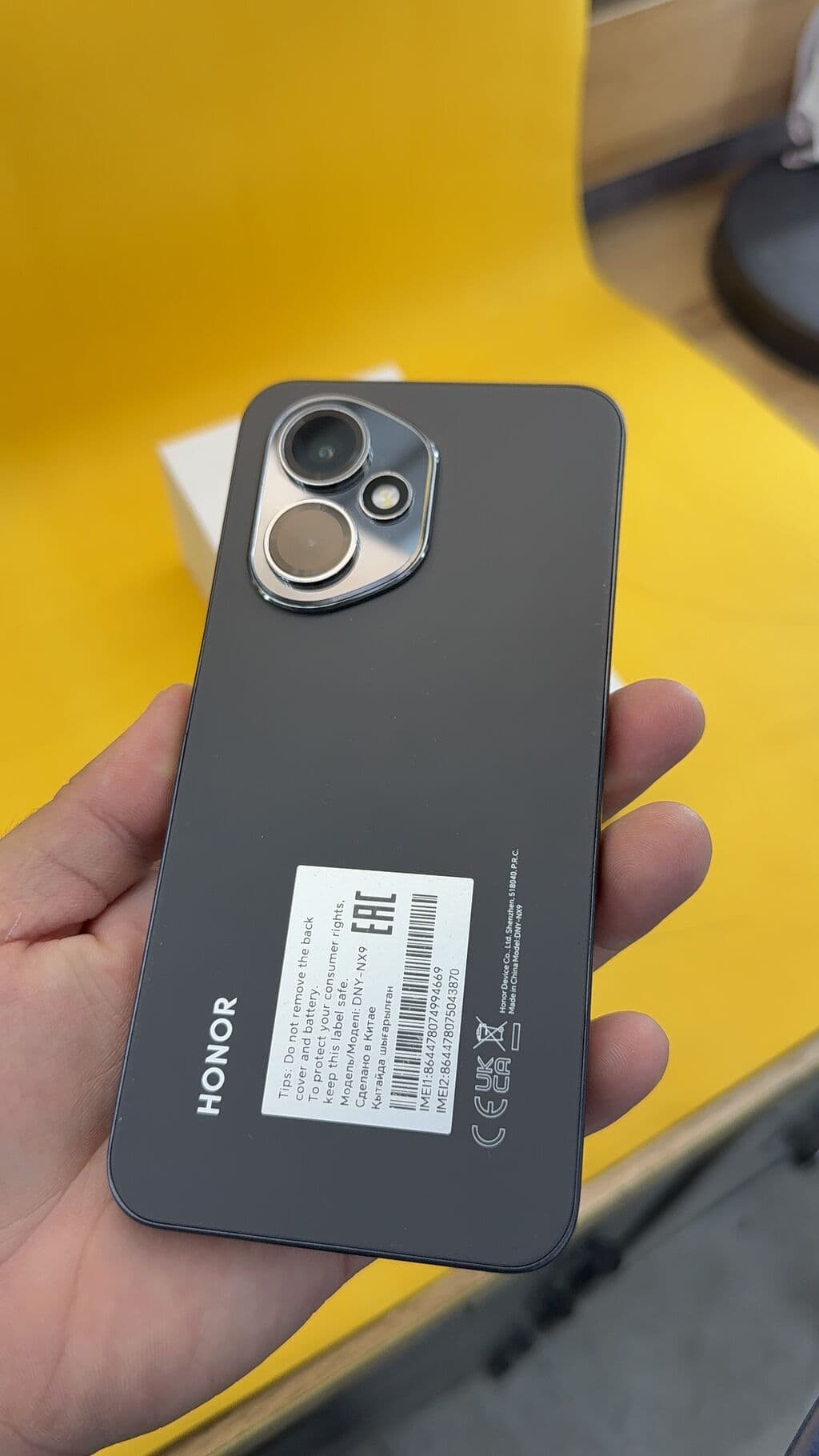 Honor 400, Б/у, 256 ГБ, 2 SIM 7 из 16